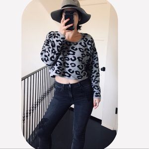 Cozy Leopard Wool Sweater Cropped
